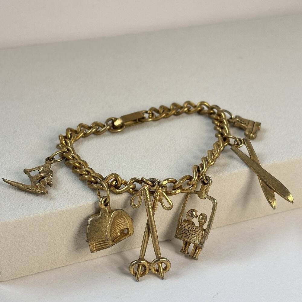 Vtg Skiing Charm Bracelet Skis Chair Lift Ski Lodge Winter Sports Gold Tone